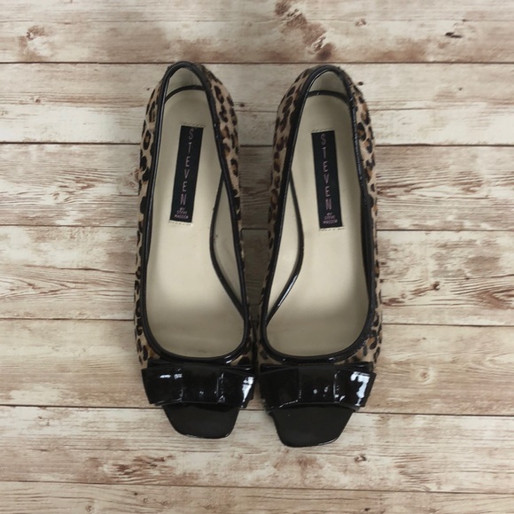 Steve Madden Leopard Print Peeptoe Flat - Picture 5 of 6